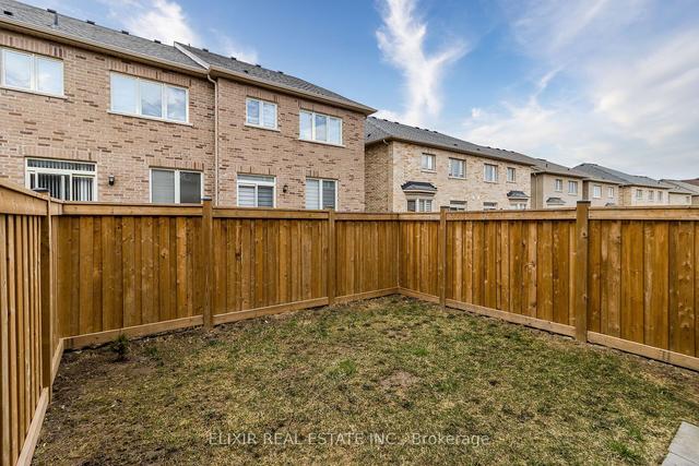 40 Rangemore Rd, House attached with 3 bedrooms, 3 bathrooms and 2 parking in Brampton ON | Image 25