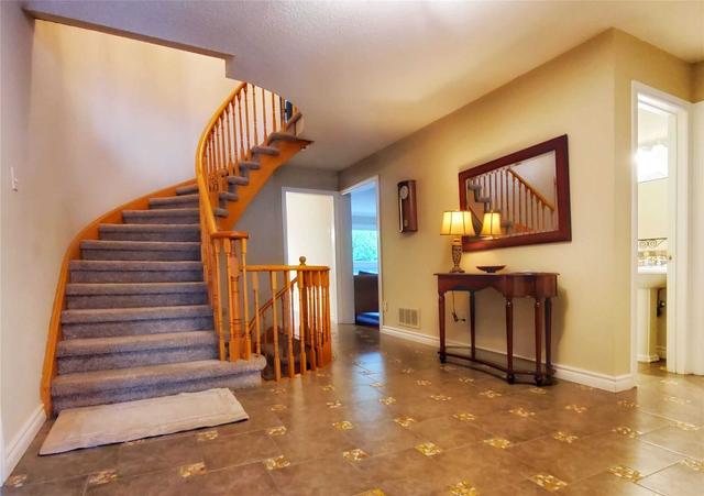 2763 Teak Cres, House detached with 4 bedrooms, 4 bathrooms and 4 parking in Oakville ON | Image 33