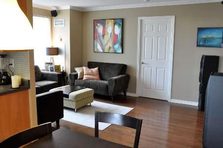404 - 23 Oneida Cres, Condo with 2 bedrooms, 2 bathrooms and 2 parking in Richmond Hill ON | Image 1