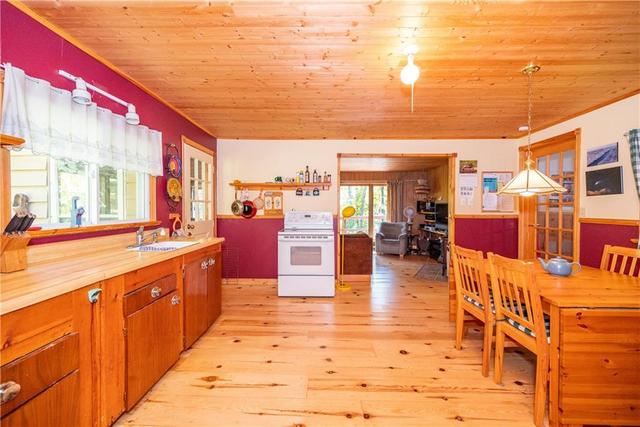 2255 Calabogie Road, House detached with 3 bedrooms, 1 bathrooms and 6 parking in Greater Madawaska ON | Image 13