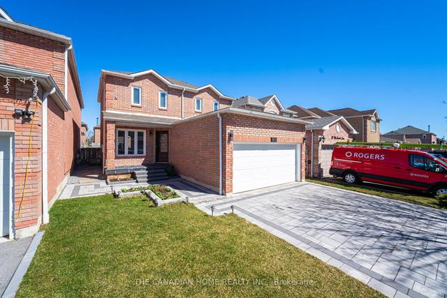 64 Macdermott Dr, House detached with 3 bedrooms, 4 bathrooms and 4 parking in Ajax ON | Image 1