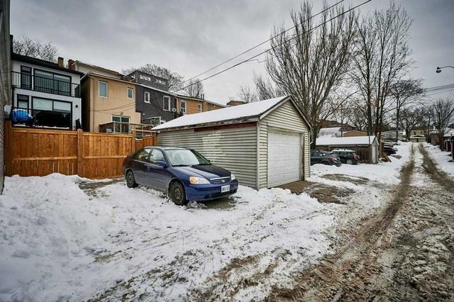 175 Riverdale Ave, House semidetached with 2 bedrooms, 1 bathrooms and 1 parking in Toronto ON | Image 24