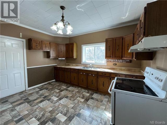 141 Riverview Drive, House detached with 3 bedrooms, 1 bathrooms and null parking in Florenceville Bristol NB | Image 9