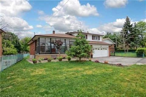 3633 Kingston Rd, House detached with 3 bedrooms, 3 bathrooms and 5 parking in Toronto ON | Image 1