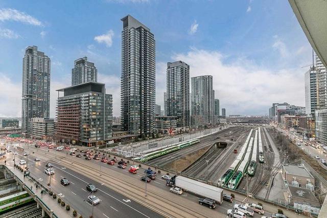 1201 - 397 Front St, Condo with 1 bedrooms, 1 bathrooms and 1 parking in Toronto ON | Image 16