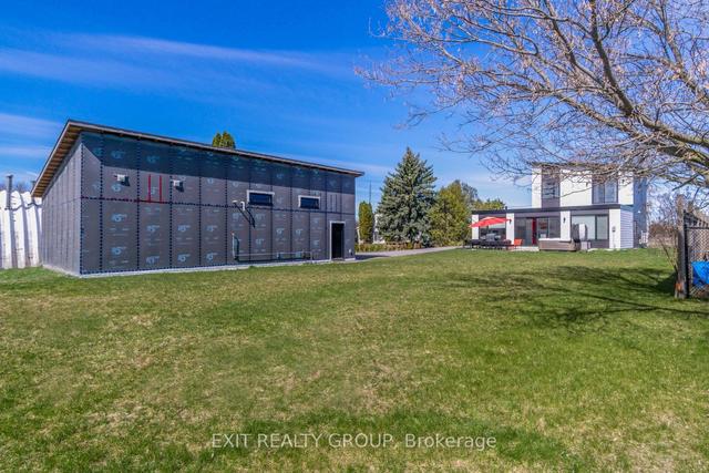130 Black Diamond Rd, House detached with 3 bedrooms, 2 bathrooms and 10 parking in Belleville ON | Image 21