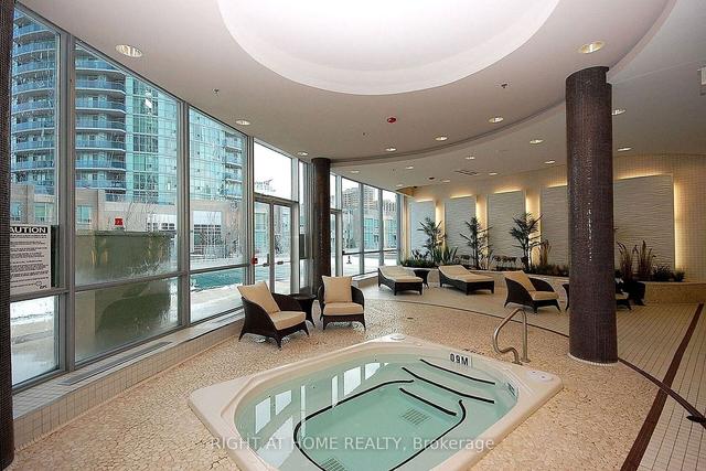 1608 - 60 Absolute Ave S, Condo with 2 bedrooms, 2 bathrooms and 1 parking in Mississauga ON | Image 10