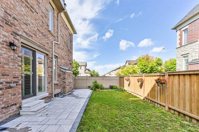 157 Moss Creek Blvd, House detached with 5 bedrooms, 5 bathrooms and 6 parking in Markham ON | Image 35