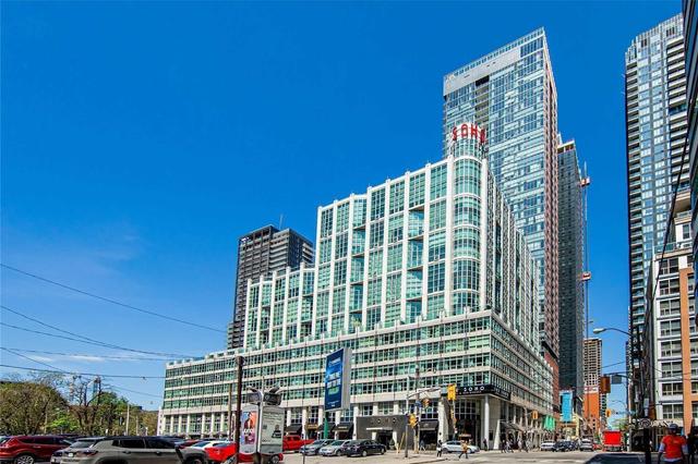 525 - 36 Blue Jays Way, Condo with 1 bedrooms, 1 bathrooms and 1 parking in Toronto ON | Image 1