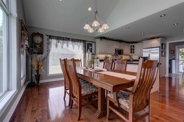 10 Aino Beach Rd, House detached with 1 bedrooms, 3 bathrooms and 12 parking in Kawartha Lakes ON | Image 11