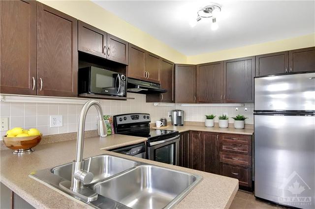 45 Chesapeake Crescent, Townhouse with 3 bedrooms, 4 bathrooms and 3 parking in Ottawa ON | Image 13