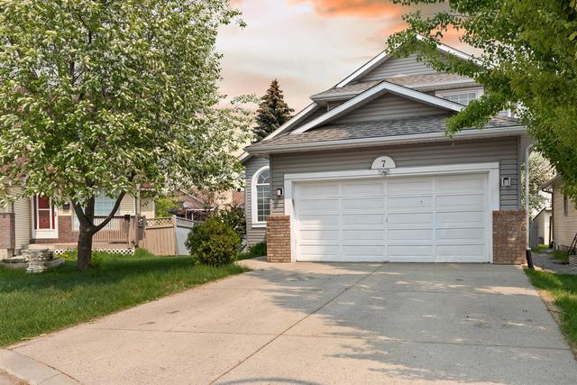 7 Del Ray Court Ne, House detached with 3 bedrooms, 3 bathrooms and 4 parking in Calgary AB | Image 2