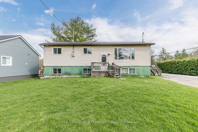 24 Oakwood Dr, House detached with 3 bedrooms, 2 bathrooms and 4 parking in Kawartha Lakes ON | Image 23