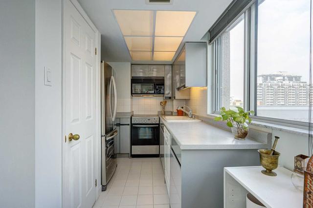 601 - 7 Broadway Ave, Condo with 1 bedrooms, 2 bathrooms and 1 parking in Toronto ON | Image 16