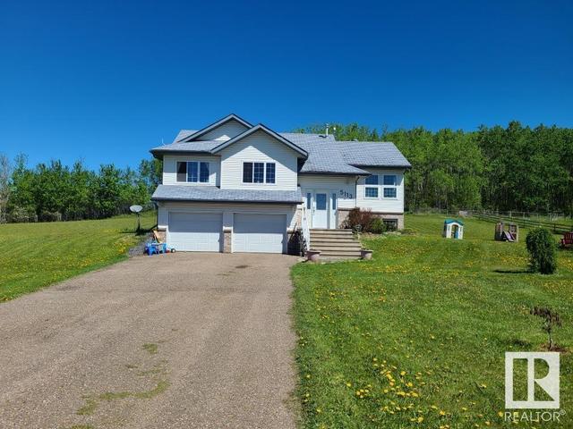 5113 Maple St, House detached with 4 bedrooms, 3 bathrooms and null parking in Bonnyville No. 87 AB | Image 1