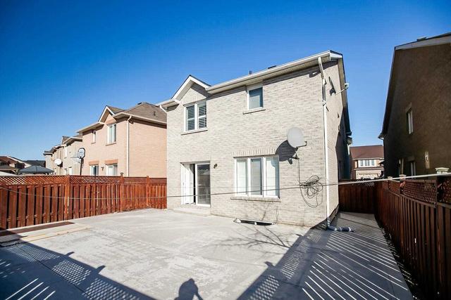 81 Rollingwood Dr, House detached with 4 bedrooms, 5 bathrooms and 6.5 parking in Brampton ON | Image 22