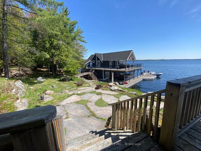 12 Ouno Island, House detached with 6 bedrooms, 3 bathrooms and 2 parking in Muskoka Lakes ON | Image 4
