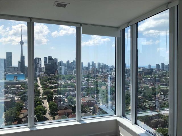 2202 - 203 College St, Condo with 1 bedrooms, 2 bathrooms and 0 parking in Toronto ON | Image 1