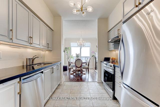 rg5 - 2 Clairtrell Rd, Condo with 2 bedrooms, 3 bathrooms and 2 parking in Toronto ON | Image 26
