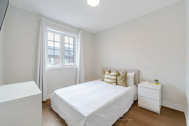 35 Philpott Gdns, Townhouse with 3 bedrooms, 3 bathrooms and 1 parking in Toronto ON | Image 15