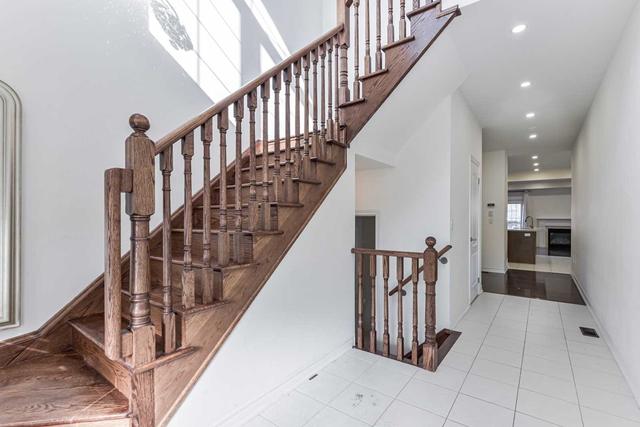 118 Livante Crt, House semidetached with 4 bedrooms, 4 bathrooms and 2 parking in Markham ON | Image 19