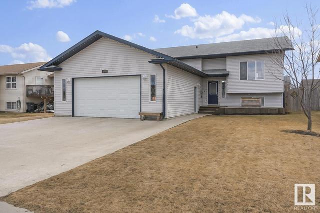 4705 64 Av, House detached with 5 bedrooms, 2 bathrooms and null parking in Cold Lake AB | Image 29