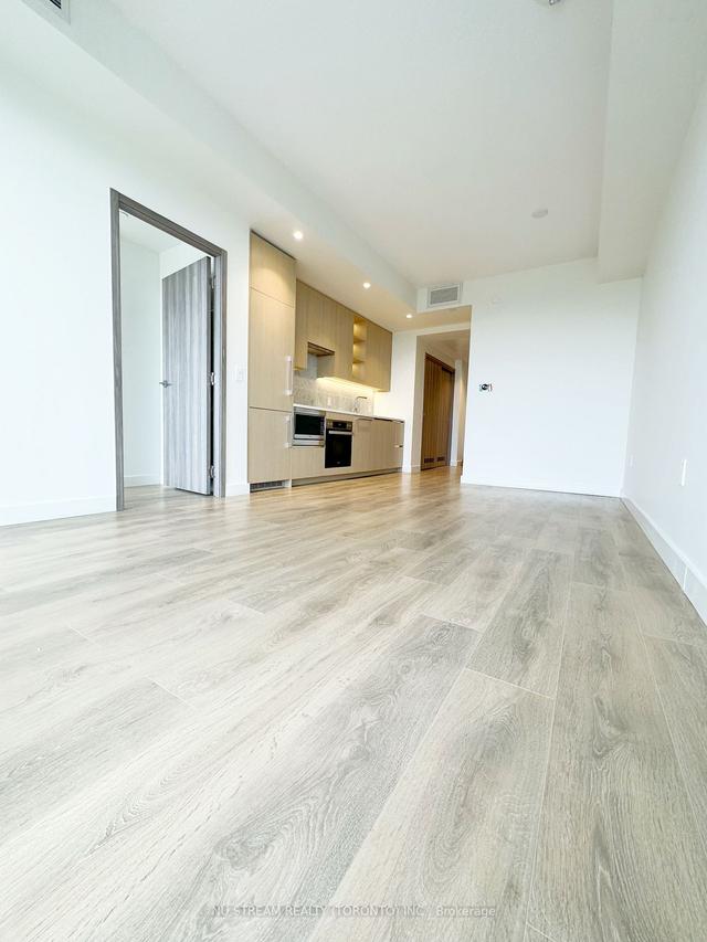 1805 - 95 Mcmahon Dr, Condo with 1 bedrooms, 1 bathrooms and 1 parking in Toronto ON | Image 13