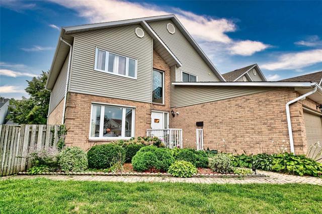 14 Shauna Crt, House attached with 6 bedrooms, 4 bathrooms and 4 parking in St. Catharines ON | Image 12