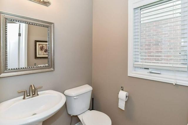 4 Acker St, House semidetached with 3 bedrooms, 3 bathrooms and 1 parking in Guelph ON | Image 9