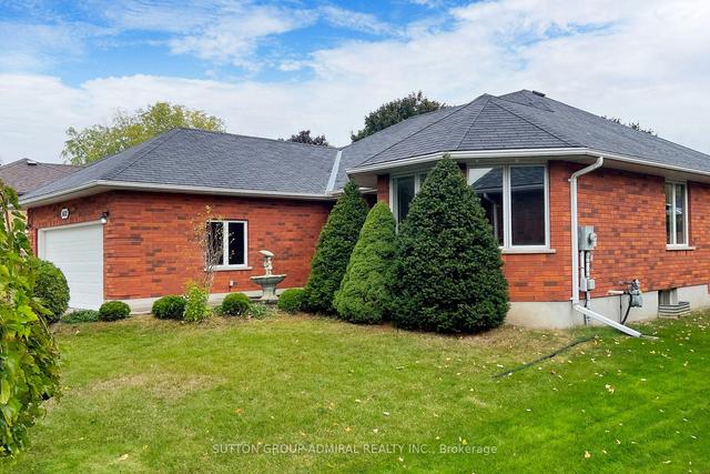 1632 Waddell Ave, House detached with 3 bedrooms, 3 bathrooms and 6 parking in Peterborough ON | Image 12