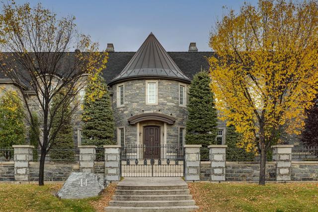 44 Aspen Ridge Heights Sw, House detached with 6 bedrooms, 4 bathrooms and 10 parking in Calgary AB | Image 4