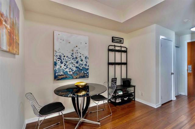 909 - 30 Canterbury Pl, Condo with 1 bedrooms, 1 bathrooms and 1 parking in Toronto ON | Image 28