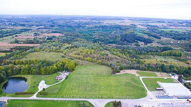 11871 Cold Creek Rd, Home with 9 bedrooms, 12 bathrooms and 40 parking in Vaughan ON | Image 15