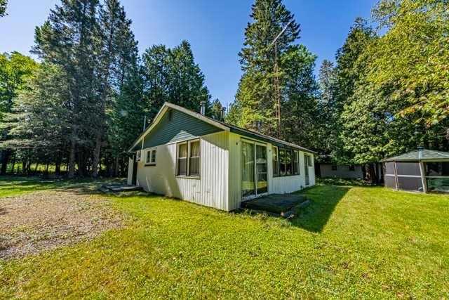 1265 Kashagawigamog Rd S, House detached with 3 bedrooms, 2 bathrooms and 8 parking in Minden Hills ON | Image 5