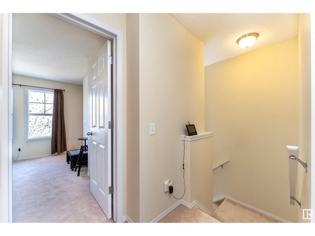 1212 76 St Sw, House semidetached with 3 bedrooms, 2 bathrooms and null parking in Edmonton AB | Image 16