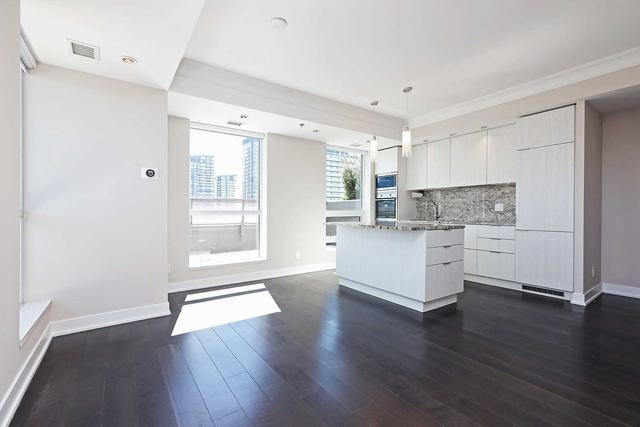 3105 - 318 Richmond St W, Condo with 1 bedrooms, 1 bathrooms and 1 parking in Toronto ON | Image 2