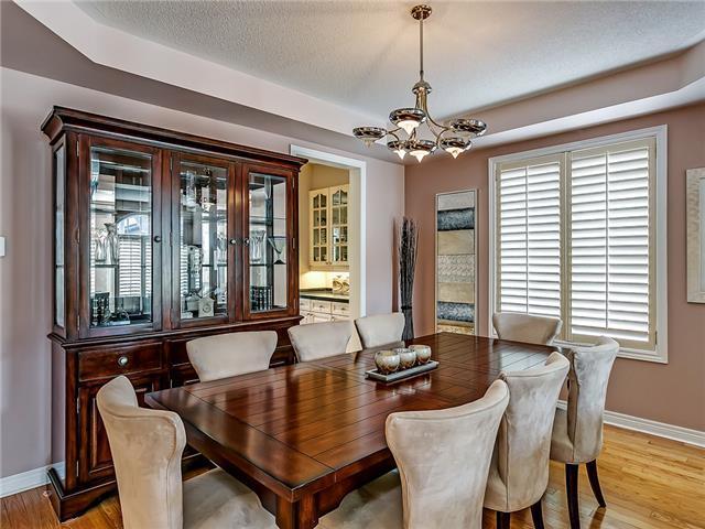 2145 Jardine Cres, House detached with 4 bedrooms, 5 bathrooms and 2 parking in Burlington ON | Image 4
