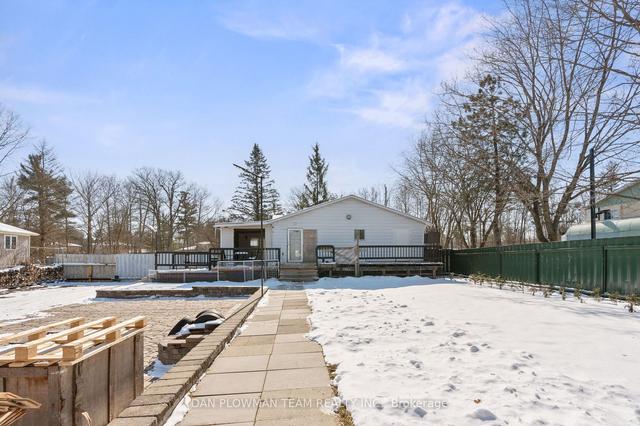 364 Queensville Sdrd, House detached with 3 bedrooms, 2 bathrooms and 12 parking in East Gwillimbury ON | Image 13