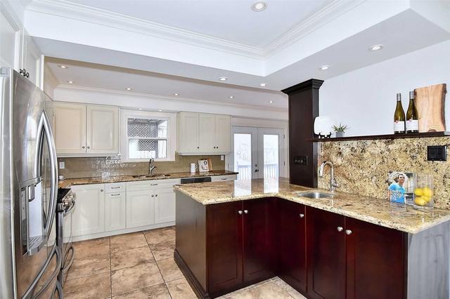 973 Birchwood Dr, House detached with 4 bedrooms, 3 bathrooms and 4 parking in Newmarket ON | Image 17