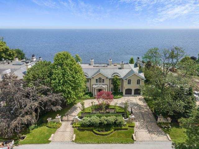 1092 Argyle Dr, House detached with 5 bedrooms, 8 bathrooms and 11 parking in Oakville ON | Image 1