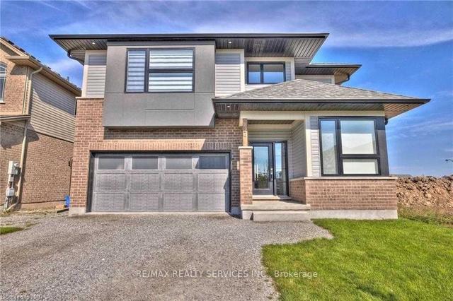 24 Harmony Way, House detached with 4 bedrooms, 3 bathrooms and 4 parking in Thorold ON | Image 1