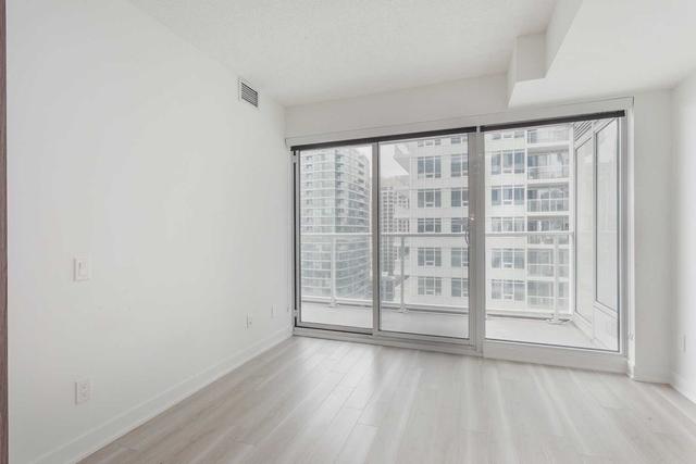 1905 - 17 Bathurst St, Condo with 1 bedrooms, 1 bathrooms and 0 parking in Toronto ON | Image 22