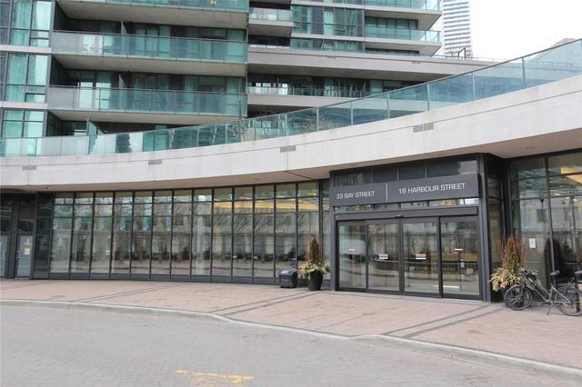 2808 - 33 Bay St, Condo with 2 bedrooms, 2 bathrooms and 1 parking in Toronto ON | Image 2