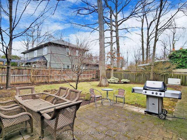 23 Ashford Dr, House detached with 3 bedrooms, 2 bathrooms and 6 parking in Toronto ON | Image 20