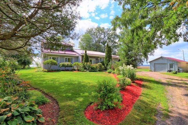 282 Harbard Lane, House detached with 3 bedrooms, 1 bathrooms and 12 parking in Prince Edward County ON | Image 34