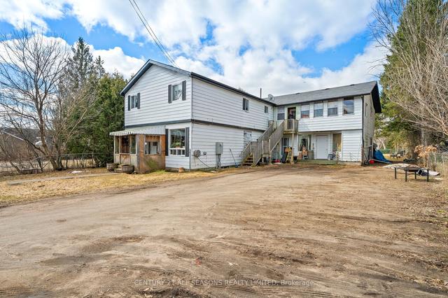 2289 Loop Rd, House detached with 6 bedrooms, 4 bathrooms and 4 parking in Highlands East ON | Image 1