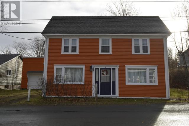 7 Water Street, House detached with 4 bedrooms, 1 bathrooms and null parking in Carbonear NL | Image 1