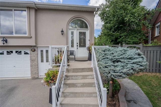 36 Peterson Crt, House semidetached with 3 bedrooms, 2 bathrooms and 4 parking in Brampton ON | Image 23