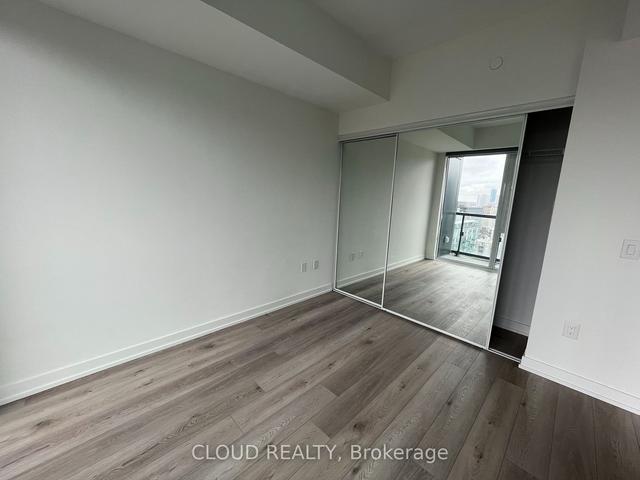 1807 - 158 Front St E, Condo with 1 bedrooms, 1 bathrooms and 0 parking in Toronto ON | Image 13