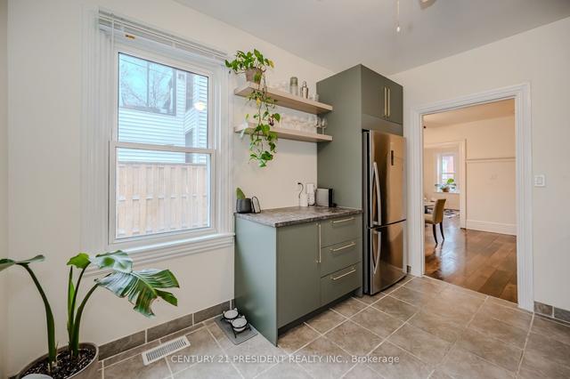 145 Erie Ave, House semidetached with 3 bedrooms, 1 bathrooms and 1 parking in Hamilton ON | Image 7